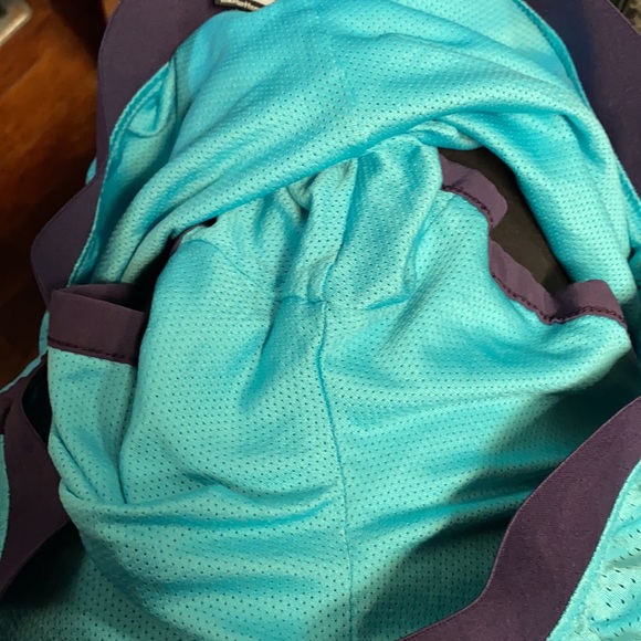 Women’s Nike running shorts - Picture 4 of 6